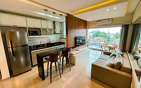 Apto Alto Padrão C/ Suíte, SmarTV, Wi-FI e Piscina